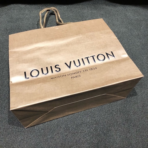 Louis Vuitton 1 Gift Bag - Picture 4 of 5